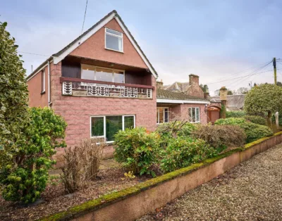Bridlecourt, Perthshire, Alyth