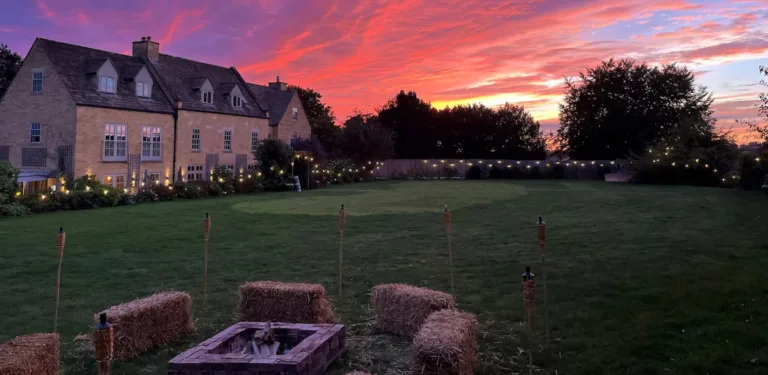 A-Cotswolds-stay-for-28-Dunworth-Hall-6-Bedroom-House-with-hot-tub-in-cotswolds-Luxury-Group-Stay