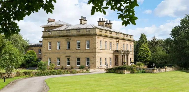 Who-needs-an-airport-Ashen-Gate-14-bedroom-manor-house-with-hot-tub-north-yorkshire-Luxury-Group-Stay